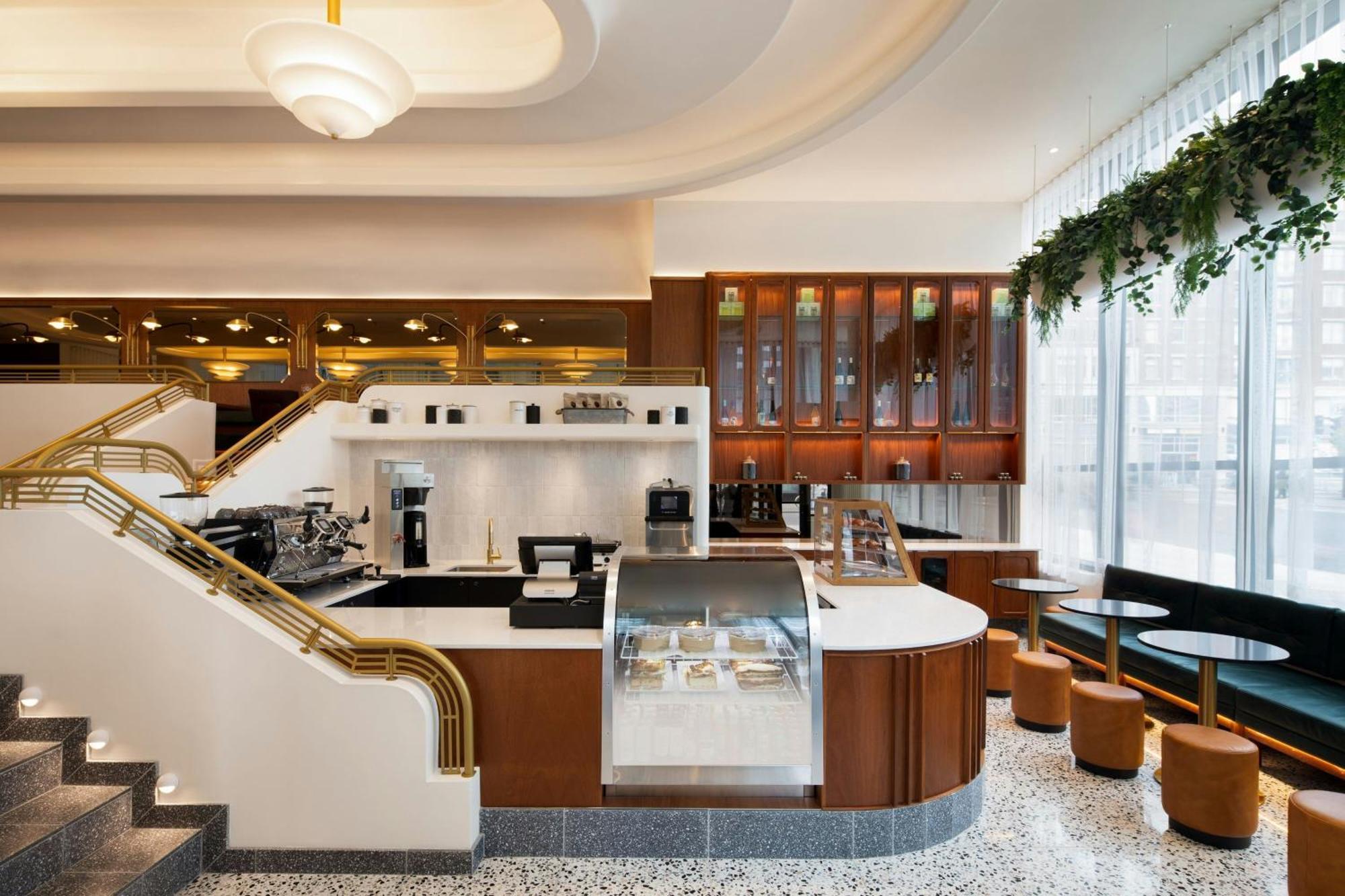 Honeyrose Hotel, Montreal, A Tribute Portfolio Hotel Esterno foto The interior of the 2019-opened Starbucks Reserve Roastery in London